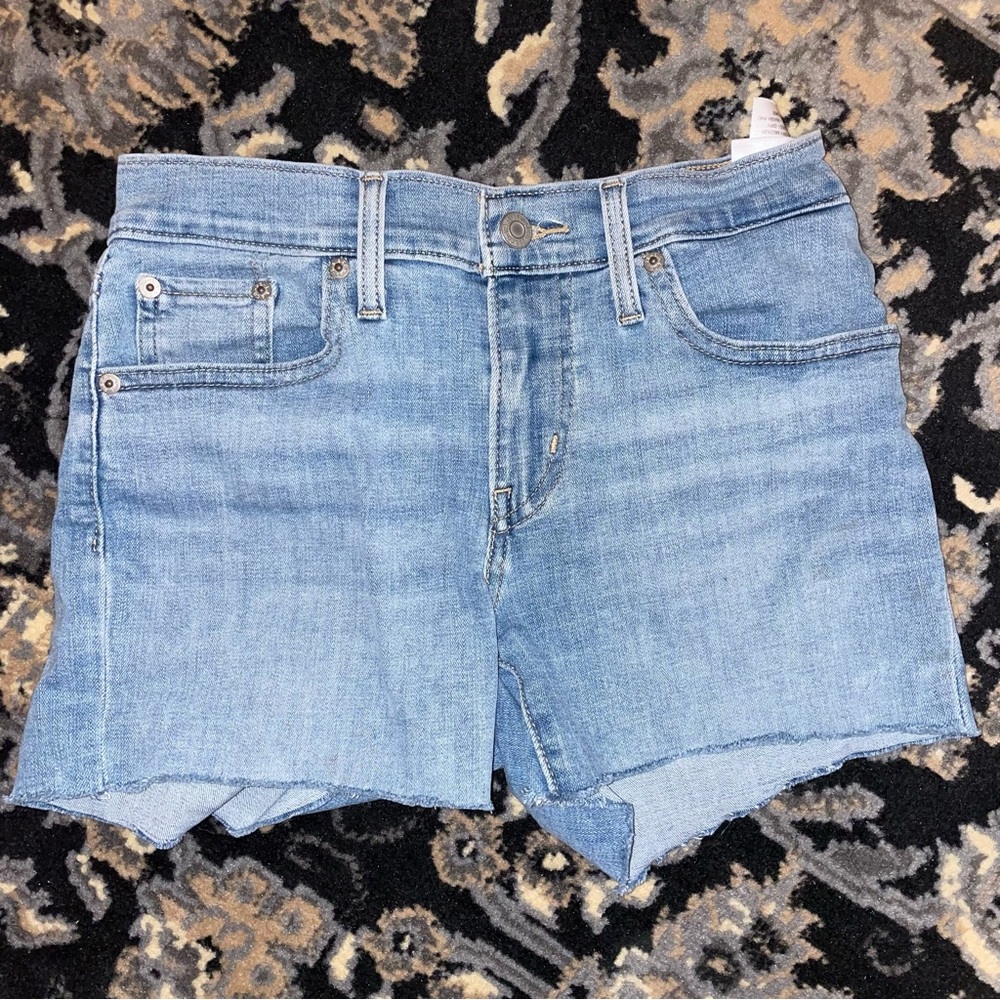 Levi shorts